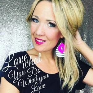 Meet your Posher, Jennifer